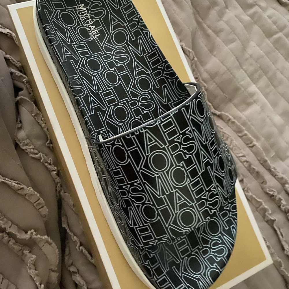 Michael Kors Print Slides
